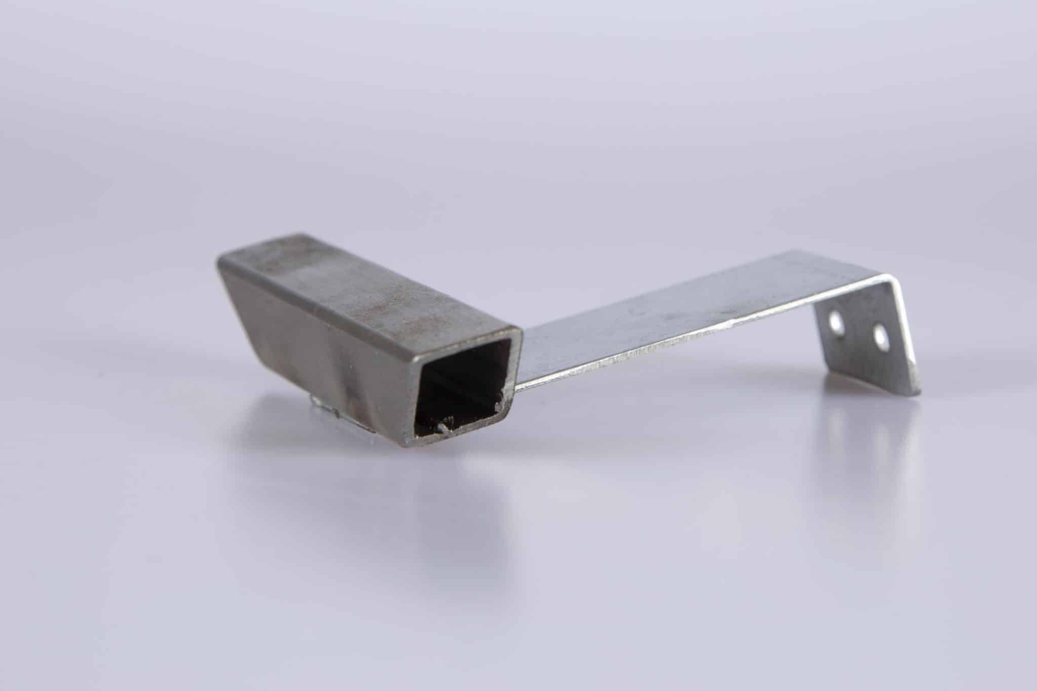 Archway Replacement Gas Burner Cross Lighting Tube (15mm SQ) for our line of gas griddles